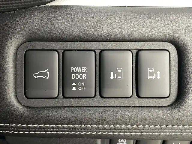 三菱 デリカＤ：５ シャモニー 福島県 2025(令7)年 0.1千km 黒Ⅱ 登録済未使用車/衝突軽減ブレーキ/・レーンキープアシスト/・ブラインドスポットモニター/・レーダークルーズコントロール/ALPINE製11インチナビ/・型番：EX11NX/・フルセグTV/BT/CD/DVD/USB/HDMI/・バックカメラ/全方位カメラ/両側パワースライドドア/パワーバックドア/アイドリングストップ/電子パーキング/・オートホールド/革巻きステアリング/・ステアリングリモコン/・ステアリングヒーター/・パドルシフト/ハーフレザーシート/・シートヒーター(運転席/助手席)/・パワーシート(運転席)/プッシュスタート/・スマートキー/・スペアキー/LEDヘッドライト/・オートライト/・フォグライト/・オートマチックハイビーム
