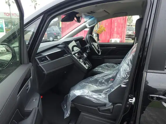 三菱 デリカＤ：５ シャモニー 千葉県 2025(令7)年 0.1千km 黒Ⅱ 登録済未使用車/衝突軽減ブレーキ/・レーンキープアシスト/・ブラインドスポットモニター/・レーダークルーズコントロール/ALPINE製11インチナビ/・型番：EX11NX/・フルセグTV/BT/CD/DVD/USB/HDMI/・バックカメラ/全方位カメラ/両側パワースライドドア/パワーバックドア/アイドリングストップ/電子パーキング/・オートホールド/革巻きステアリング/・ステアリングリモコン/・ステアリングヒーター/・パドルシフト/ハーフレザーシート/・シートヒーター(運転席/助手席)/・パワーシート(運転席)/プッシュスタート/・スマートキー/・スペアキー/LEDヘッドライト/・オートライト/・フォグライト/・オートマチックハイビーム