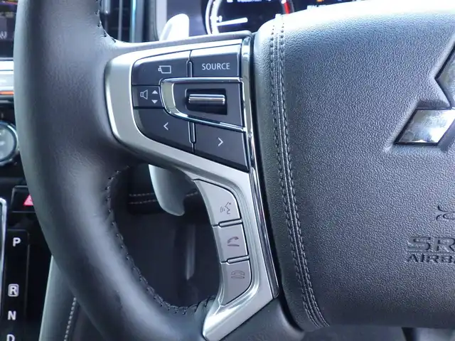 三菱 デリカＤ：５ シャモニー 千葉県 2025(令7)年 0.1千km 黒Ⅱ 登録済未使用車/衝突軽減ブレーキ/・レーンキープアシスト/・ブラインドスポットモニター/・レーダークルーズコントロール/ALPINE製11インチナビ/・型番：EX11NX/・フルセグTV/BT/CD/DVD/USB/HDMI/・バックカメラ/全方位カメラ/両側パワースライドドア/パワーバックドア/アイドリングストップ/電子パーキング/・オートホールド/革巻きステアリング/・ステアリングリモコン/・ステアリングヒーター/・パドルシフト/ハーフレザーシート/・シートヒーター(運転席/助手席)/・パワーシート(運転席)/プッシュスタート/・スマートキー/・スペアキー/LEDヘッドライト/・オートライト/・フォグライト/・オートマチックハイビーム