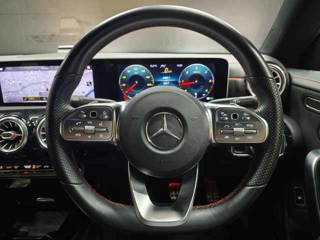 メルセデス・ベンツ ＣＬＡ２００ｄ AMGライン 群馬県 2019(令1)年 5.9万km ベージュ 黒半革シート/レーダーセーフティパッケージ/18インチAW/バックカメラ/Apple CarPlay/パワーシート/シートヒーター/ドラレコ/LEDライト/純正フロアマット/ETC2.0