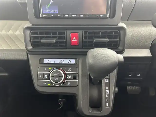 ダイハツ タント X 道央・札幌 2019(令1)年 2.9万km ブラックマイカメタリック ・4WD/・社外ナビ/・バックカメラ/・ワンセグTV/・Bluetooth/・衝突被害軽減ブレーキ/・レーンキープアシスト/・左パワースライドドア/・アイドリングストップ/・コーナーセンサー/・横滑り防止装置/・プッシュスタート/・スマートキー/・電格ミラー