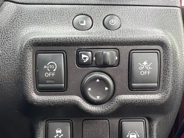 日産 ノート メダリスト 栃木県 2016(平28)年 12.1万km ガーネットレッド Bluetooth/純正ナビ/ワンセグTV/プッシュスタート/ETC/スペアキー/アイドリングストップ/レーンキープアシスト/横滑り防止機能/衝突被害軽減機能/オートライト/ハーフレザーシート/取扱説明書/保証書/記録簿
