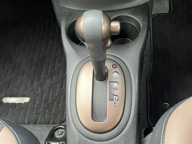 日産 ノート メダリスト 栃木県 2016(平28)年 12.1万km ガーネットレッド Bluetooth/純正ナビ/ワンセグTV/プッシュスタート/ETC/スペアキー/アイドリングストップ/レーンキープアシスト/横滑り防止機能/衝突被害軽減機能/オートライト/ハーフレザーシート/取扱説明書/保証書/記録簿