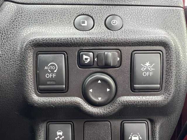 日産 ノート メダリスト 栃木県 2016(平28)年 12.1万km ガーネットレッド Bluetooth/純正ナビ/ワンセグTV/プッシュスタート/ETC/スペアキー/アイドリングストップ/レーンキープアシスト/横滑り防止機能/衝突被害軽減機能/オートライト/ハーフレザーシート/取扱説明書/保証書/記録簿