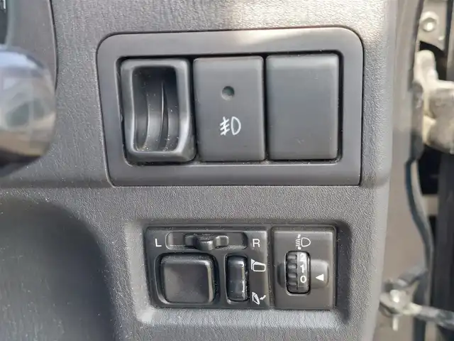 スズキ ジムニー ランドベンチャー 石川県 2017(平29)年 8.6万km ブルーイッシュブラックパール3 ４WD/KENWOODナビ/・フルセグTV/・Bluetooth/サスペンションキット（TANIGICHI）/社外マフラー（Links）/ブースト計（AUTOGAUGE）/純正フロアマット/純正16インチアルミホイール/ハーフレザーシート/シートヒーター/ドアバイザー/電動格納ミラー/リモコンキー
