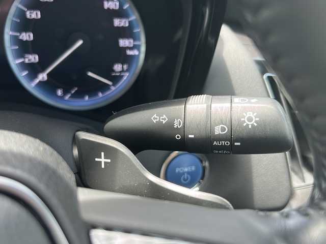 トヨタ クラウン ハイブリッド RS アドバンス 佐賀県 2021(令3)年 3.3万km プレシャスホワイトパール 純正ナビ/Bluetooth/CD/DVD/フルセグテレビ/バックカメラ/衝突軽減システム/パワーシート/シートメモリ/シートヒーター/エアシート/オートライト/オートエアコン/ETC/プッシュスタート/電格ミラー/スマートキー/サンルーフ/ブレーキホールド/パドルシフト/ステアリングスイッチ/取扱説明書/保証書/記録簿R７/6