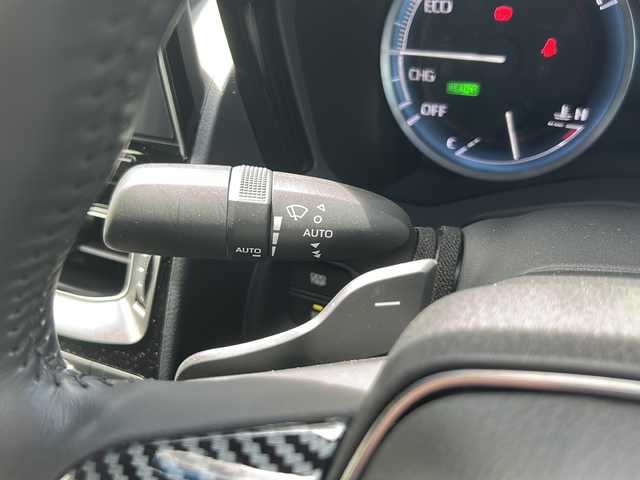 トヨタ クラウン ハイブリッド RS アドバンス 佐賀県 2021(令3)年 3.3万km プレシャスホワイトパール 純正ナビ/Bluetooth/CD/DVD/フルセグテレビ/バックカメラ/衝突軽減システム/パワーシート/シートメモリ/シートヒーター/エアシート/オートライト/オートエアコン/ETC/プッシュスタート/電格ミラー/スマートキー/サンルーフ/ブレーキホールド/パドルシフト/ステアリングスイッチ/取扱説明書/保証書/記録簿R７/6
