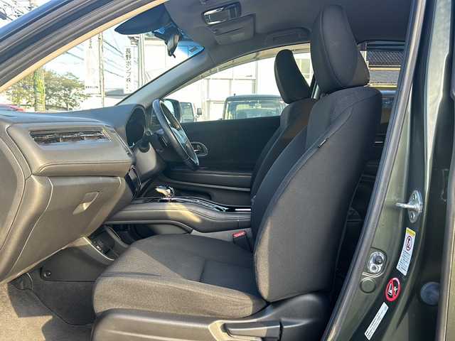 ホンダ ヴェゼル ハイブリッド X 石川県 2014(平26)年 7.3万km ミスティックグリーンパール VSA (VSA・Vehicle Stability Assist)/・EBD（電子制動力配分装置）付ABS/・衝突安全ボディー/・衝突被害軽減/純正メモリナビゲーション/【CD・DVD・Bluetooth・ワンセグTV】/型番：VXM-145VFi/クルーズコントロール/バックカメラ/パドルシフト/ドライブレコーダー/ETC/LEDヘッドライト/・オートライト/・フォグランプ/プッシュスタート/・スマートキー/純正フロアマット/純正16インチAW