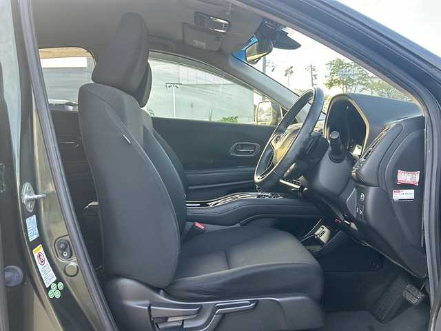 ホンダ ヴェゼル ハイブリッド X 石川県 2014(平26)年 7.3万km ミスティックグリーンパール VSA (VSA・Vehicle Stability Assist)/・EBD（電子制動力配分装置）付ABS/・衝突安全ボディー/・衝突被害軽減/純正メモリナビゲーション/【CD・DVD・Bluetooth・ワンセグTV】/型番：VXM-145VFi/クルーズコントロール/バックカメラ/パドルシフト/ドライブレコーダー/ETC/LEDヘッドライト/・オートライト/・フォグランプ/プッシュスタート/・スマートキー/純正フロアマット/純正16インチAW