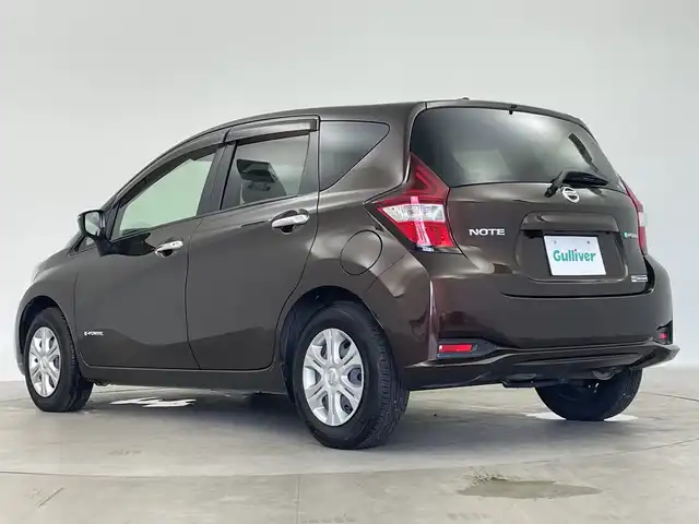 日産 ノート e－パワー X 鹿児島県 2016(平28)年 5.4万km インペリアルアンバーP 純正ナビ/（CD/DVD/BT/フルセグTV）/エマージェンシーブレーキ/レーンキープアシスト/オートライト/スマートキー/プッシュスタート/バックカメラ/電動格納ミラー/シートリフター/ドアバイザー/純正フロアマット/ステアリングスイッチ