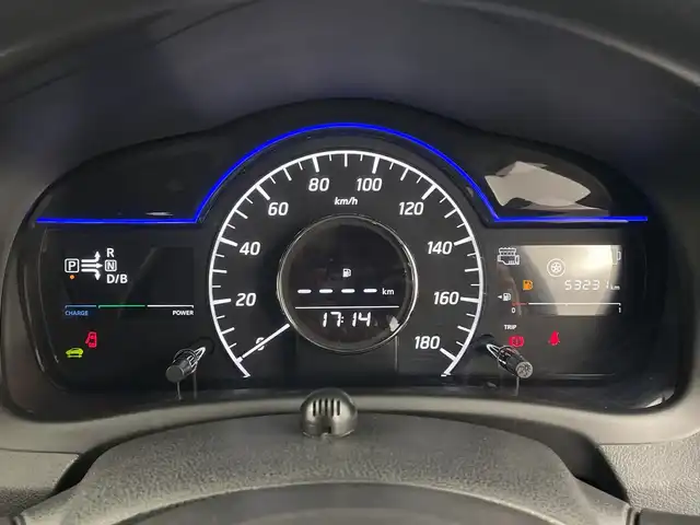 日産 ノート e－パワー X 鹿児島県 2016(平28)年 5.4万km インペリアルアンバーP 純正ナビ/（CD/DVD/BT/フルセグTV）/エマージェンシーブレーキ/レーンキープアシスト/オートライト/スマートキー/プッシュスタート/バックカメラ/電動格納ミラー/シートリフター/ドアバイザー/純正フロアマット/ステアリングスイッチ