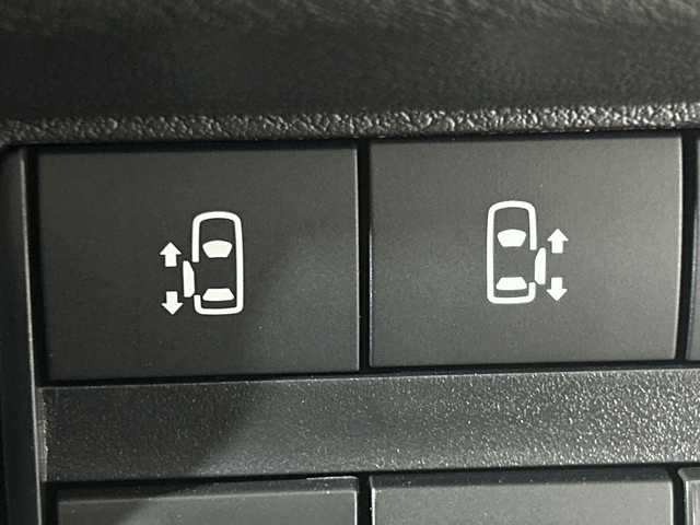 日産 ルークス ハイウェイスター X 神奈川県 2024(令6)年 0.6万km チタニウムグレーメタリック 純正9型SDナビゲーション【MM223D-L】/フルセグ　AM　FM　HDMI　SD　Bluetooth/インテリジェントアラウンドビューモニター/インテリジェントルームミラー/ハンズフリー付両側電動スライドドア【サンシェード】/先進安全装備/インテリジェントエマージェンシーブレーキ/踏み間違い衝突防止アシスト/インテリジェントLI車線逸脱防止支援システム/LDW車線逸脱警報/インテリジェントFCW前方衝突予測警報/インテリジェントDAふらつき警報/標識認識機能/アイドリングストップ/プラズマクラスター付ツーリングファン/前後ソナー/純正ナビ連動前後ドライブレコーダー/純正ビルトインETC/SOSコール/プッシュスタート/スマートキー/LEDヘッドランプ/LEDフロントフォグランプ/オートラート/ハイビームアシスト/純正14インチアルミホイール/純正リアスポイラー