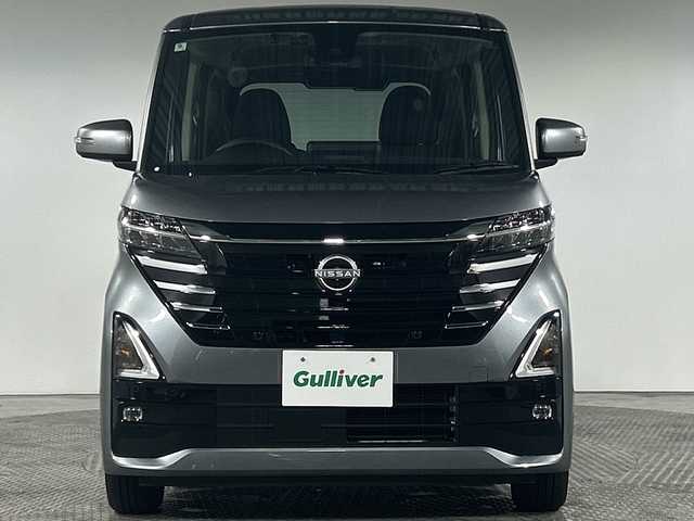 日産 ルークス ハイウェイスター X 神奈川県 2024(令6)年 0.6万km チタニウムグレーメタリック 純正9型SDナビゲーション【MM223D-L】/フルセグ　AM　FM　HDMI　SD　Bluetooth/インテリジェントアラウンドビューモニター/インテリジェントルームミラー/ハンズフリー付両側電動スライドドア【サンシェード】/先進安全装備/インテリジェントエマージェンシーブレーキ/踏み間違い衝突防止アシスト/インテリジェントLI車線逸脱防止支援システム/LDW車線逸脱警報/インテリジェントFCW前方衝突予測警報/インテリジェントDAふらつき警報/標識認識機能/アイドリングストップ/プラズマクラスター付ツーリングファン/前後ソナー/純正ナビ連動前後ドライブレコーダー/純正ビルトインETC/SOSコール/プッシュスタート/スマートキー/LEDヘッドランプ/LEDフロントフォグランプ/オートラート/ハイビームアシスト/純正14インチアルミホイール/純正リアスポイラー