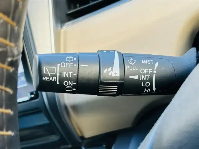 ホンダ フリード ハイブリット G ホンダセンシング 神奈川県 2019(平31)年 4.4万km プレミアムスパークルブラックパール ワンオーナー/純正メモリナビ/・DTV/CD/DVD/Bluetooth/Music Rack/バックカメラ/前後ドライブレコーダー/純正フリップダウンモニター/Honda SENSING/・アダプティブクルーズコントロール/・路外逸脱抑制機能/・先行車発進お知らせ機能/・車線維持支援システム/・衝突軽減ブレーキ/ビークルスタビリティアシスト/イモビライザー/両側パワースライドドア/ウォークスルー/純正１５インチアルミホイール/純正１５インチスタッドレススチールホイール（積載×４）/純正LEDヘッドライト/純正フロアマット/ビルトインETC/革巻きステアリング/プッシュEgスタート/ストップ/スマートキー×２/取扱説明書/新車時保証書