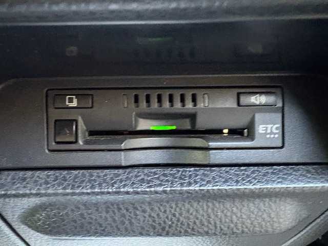 トヨタ ヴォクシー ZS 煌Ⅲ 大阪府 2021(令3)年 5万km ブラック 純正9型ナビ/フルセグ/両側パワースライドドア/トヨタセーフティセンス/クリアランスソナー/デジタルインナーミラー/ビルトインETC/ハーフレザーシート/LEDヘッドライト/純正アルミホイール/プッシュスタート/スマートキー