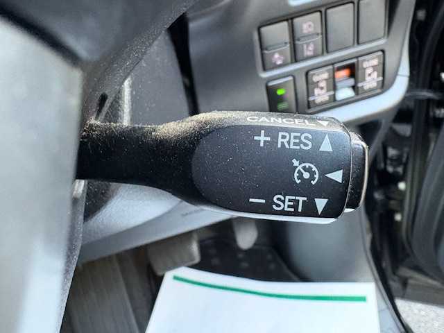 トヨタ ヴォクシー ZS 煌Ⅲ 大阪府 2021(令3)年 5万km ブラック 純正9型ナビ/フルセグ/両側パワースライドドア/トヨタセーフティセンス/クリアランスソナー/デジタルインナーミラー/ビルトインETC/ハーフレザーシート/LEDヘッドライト/純正アルミホイール/プッシュスタート/スマートキー