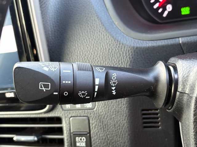 トヨタ ヴォクシー ZS 煌Ⅲ 大阪府 2021(令3)年 5万km ブラック 純正9型ナビ/フルセグ/両側パワースライドドア/トヨタセーフティセンス/クリアランスソナー/デジタルインナーミラー/ビルトインETC/ハーフレザーシート/LEDヘッドライト/純正アルミホイール/プッシュスタート/スマートキー