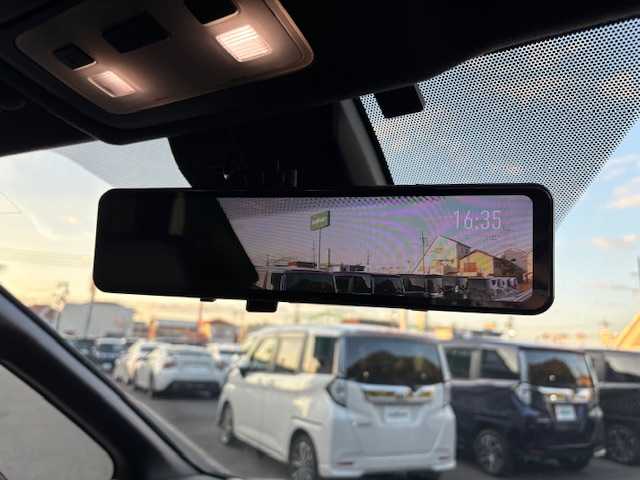 トヨタ ヴォクシー ZS 煌Ⅲ 大阪府 2021(令3)年 5万km ブラック 純正9型ナビ/フルセグ/両側パワースライドドア/トヨタセーフティセンス/クリアランスソナー/デジタルインナーミラー/ビルトインETC/ハーフレザーシート/LEDヘッドライト/純正アルミホイール/プッシュスタート/スマートキー