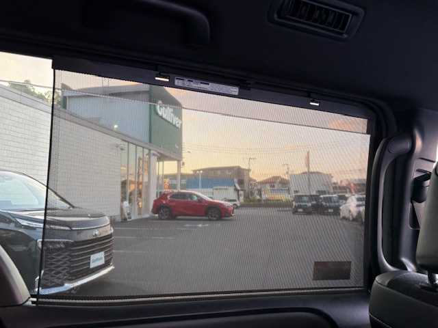 トヨタ ヴォクシー ZS 煌Ⅲ 大阪府 2021(令3)年 5万km ブラック 純正9型ナビ/フルセグ/両側パワースライドドア/トヨタセーフティセンス/クリアランスソナー/デジタルインナーミラー/ビルトインETC/ハーフレザーシート/LEDヘッドライト/純正アルミホイール/プッシュスタート/スマートキー