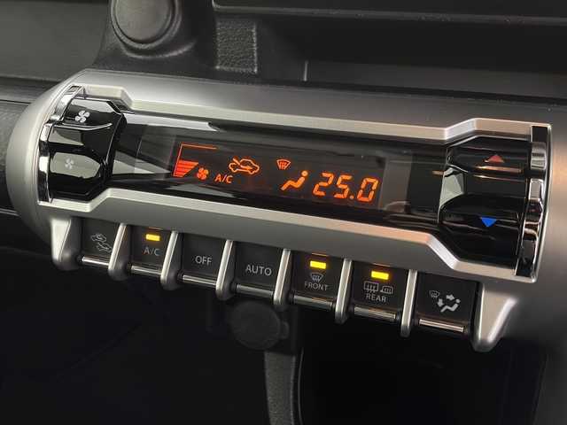 スズキ クロスビー HYBRID MZ 愛知県 2021(令3)年 3.2万km タフカーキパールメタリック/ブラック2トーン  ワンオーナー/ 純正メーカーオプションナビ　/ CD DVD フルセグTV Bluetooth USB SD FM AM/ アダプティブクルーズコントロール / スズキセーフティサポート/ デュアルカメラブレーキサポート/ 前方後方誤発進抑制/ 車線逸脱警報 / 標識認識機能 / 先行車発進お知らせ / ヒルホールドアシスト/ リアパーキングセンサー/ パドルシフト/ ＬＥＤオートヘッドライト/ オートハイビームシステム / 純正フォグランプ / ハーフレザーシート/ シートヒーター/ ビルトインETC/ 前後ドライブレコーダー/ 純正フロアマット / シートバックテーブル/ ISOFIX/ 保証書/ 取扱説明書/ スマートキー/ スペアキー