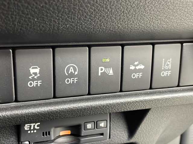 スズキ クロスビー HYBRID MZ 愛知県 2021(令3)年 3.2万km タフカーキパールメタリック/ブラック2トーン  ワンオーナー/ 純正メーカーオプションナビ　/ CD DVD フルセグTV Bluetooth USB SD FM AM/ アダプティブクルーズコントロール / スズキセーフティサポート/ デュアルカメラブレーキサポート/ 前方後方誤発進抑制/ 車線逸脱警報 / 標識認識機能 / 先行車発進お知らせ / ヒルホールドアシスト/ リアパーキングセンサー/ パドルシフト/ ＬＥＤオートヘッドライト/ オートハイビームシステム / 純正フォグランプ / ハーフレザーシート/ シートヒーター/ ビルトインETC/ 前後ドライブレコーダー/ 純正フロアマット / シートバックテーブル/ ISOFIX/ 保証書/ 取扱説明書/ スマートキー/ スペアキー