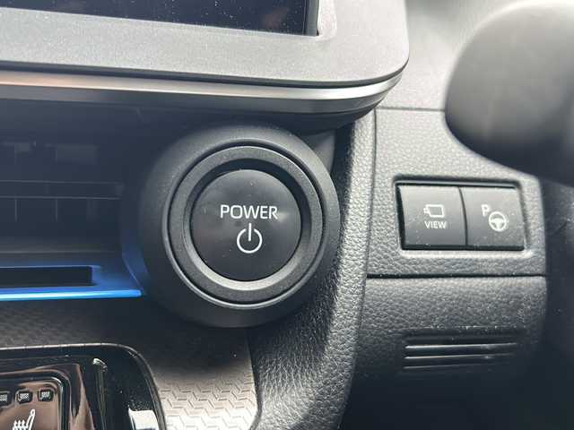 トヨタ プリウス Z 京都府 2023(令5)年 3.7万km プラチナホワイトパールマイカ ワンオーナー/純正ナビ/・FM/AM/Bluetooth/・フルセグテレビ/ETC2.0/ドライブレコーダー/全周囲カメラ/バックカメラ/Toyota Safety Sense/ワイヤレス充電器/革巻きステアリング/ステアリングリモコン/ハンドルヒーター/パワーシート（D席）/メモリシート（D席）/シートヒーター（D席+N席）/エアシート（D席+N席）/前後コーナーセンサー/LEDヘッドライト/スマートキー×2/プッシュスタートボタン/純正19インチアルミホイール/純正フロアマット/取扱説明書/保証書