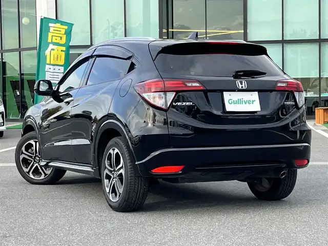 ホンダ ヴェゼル ハイブリッド Z ホンダセンシング 奈良県 2018(平30)年 6.7万km クリスタルブラックパール 純正ナビ(VXM-185VFi)/（フルセグ/BT/CD/DVD）/レーダークルーズコントロール/バックカメラ/パドルシフト/衝突軽減システム/レーンキープアシスト/ハーフレザーシート/前席シートヒーター/LEDヘッドライト/オートライト/電動格納ミラー/ETC/純正17インチAW/保証書/取り扱い説明書/スペアキーX1