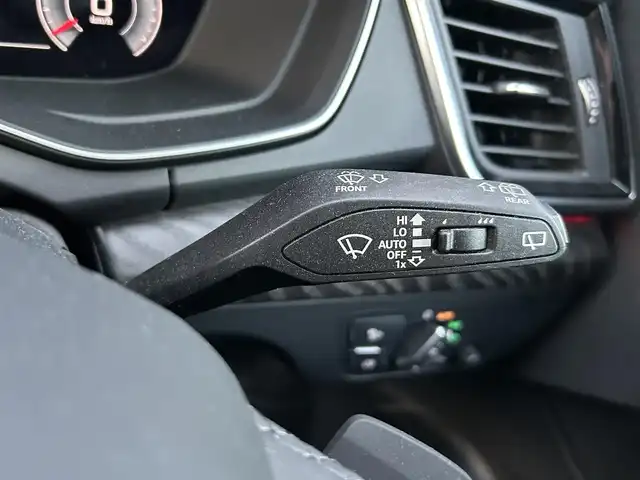 アウディ アウディ Ｑ５ ハイスタイル 山口県 2023(令5)年 2.8万km ミトスブラックメタリック 登録時走行距離27452km/純正HDDナビ/衝突被害軽減システム/アダプティブクルーズコントロール/パーキングアシスト/アイドリングストップ/全方位カメラ/電動リアゲート/D+N席パワーシート/シートヒーター/ビルトインETC/パドルシフト/ルーフレール/純正20インチアルミホイール/WAC/保証書/記録簿/取扱説明書