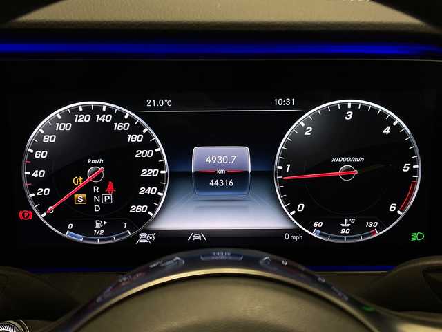 メルセデス・ベンツ ＣＬＳ２２０ｄ スポーツ エクスクルーシブPKG 新潟県 2020(令2)年 4.5万km ポーラホワイト エクスクルーシブパッケージ/・本革シート/・ヘッドアップディスプレイ/・Burmesterサラウンドサウンドシステム/・シートベンチレーター/・AIR BODY CONTROL サスペンション/ガラススライディングルーフ/レーダーセーフティパッケージ/・アクティブディスタンスアシスト・ディストロニック/・アクティブレーンチェンジングアシスト/・アクティブブレーキアシスト/・アクティブレーンキーピングアシスト/360°カメラシステム/アンビエントライト/COMANDシステム/・12.3インチワイドディスプレイ/・HDDナビゲーションシステム/・TV/Bluetooth/・Apple Car Play/・Android Auto/ACC/パフュームアトマイザー/Mercedes-Benzロゴ付キャリパー＆ドリルドベンチレーテッドディスク/メモリ付パワーシート/シートヒーター/電動ランバーサポート/プライバシーガラス/ETC2.0/ドライブレコーダー