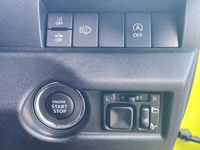 スズキ ジムニー XC 徳島県 2021(令3)年 0.9万km キネティックイエロー 背面タイヤ/純正ドライブレコーダー/社外SDナビ【AVIC-MRZ077】/・CD/DVD/SD/IPoD/・Bluetooth/フルセグ/スズキセーフティサポート/・衝突被害軽減ブレーキ/・レーンキープアシスト/・クルーズコントロール/・オートマチックハイビーム/・シートヒーターD/N/バックカメラ/純正16インチAW/純正フロアマット/スマートキー/スペア一本