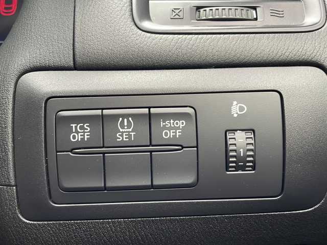 マツダ ＣＸ－５ 20S 青森県 2012(平24)年 6.6万km ジールレッドマイカ ・4WD/・社外ナビ/・フルセグ/・Bluetooth/・ETC/・プッシュスタート/・スマートキー/・アイドリングストップ/・横滑り防止/・純正エンジンスターター/・純正17AW/・スペアキー/・保証書・取説あり