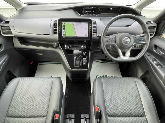 日産 セレナ ハイウェイスター V 岩手県 2020(令2)年 7.7万km ブリリアントホワイトパール 2トーン 禁煙車/4WD/ワンオーナー/両側パワースライドドア/フリップダウンモニター/純正10インチナビ/→フルセグTV/Bluetooth/CD/DVD/FM/AM/バックカメラ/全方位カメラ/ステアリングスイッチ（ナビ連動）/ハンズフリーオートスライドドア/インテリジェントクルーズコントロール/ブラインドスポットミニター/前後コーナーセンサー/電子パーキング/オートホールド/〇プッシュスタート/〇電動格納ミラー/〇ウィンカーミラー/〇ドアバイザー/〇フロアマット/〇USBポート/〇シガーソケット/オートライト/フォグライト/ドライブレコーダー/ビルトインETC/2列目サンシェード