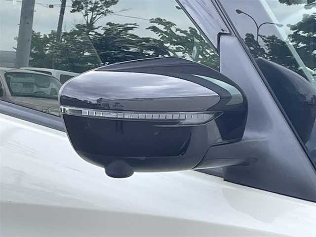 日産 セレナ ハイウェイスター V 岩手県 2020(令2)年 7.7万km ブリリアントホワイトパール 2トーン 禁煙車/4WD/ワンオーナー/両側パワースライドドア/フリップダウンモニター/純正10インチナビ/→フルセグTV/Bluetooth/CD/DVD/FM/AM/バックカメラ/全方位カメラ/ステアリングスイッチ（ナビ連動）/ハンズフリーオートスライドドア/インテリジェントクルーズコントロール/ブラインドスポットミニター/前後コーナーセンサー/電子パーキング/オートホールド/〇プッシュスタート/〇電動格納ミラー/〇ウィンカーミラー/〇ドアバイザー/〇フロアマット/〇USBポート/〇シガーソケット/オートライト/フォグライト/ドライブレコーダー/ビルトインETC/2列目サンシェード