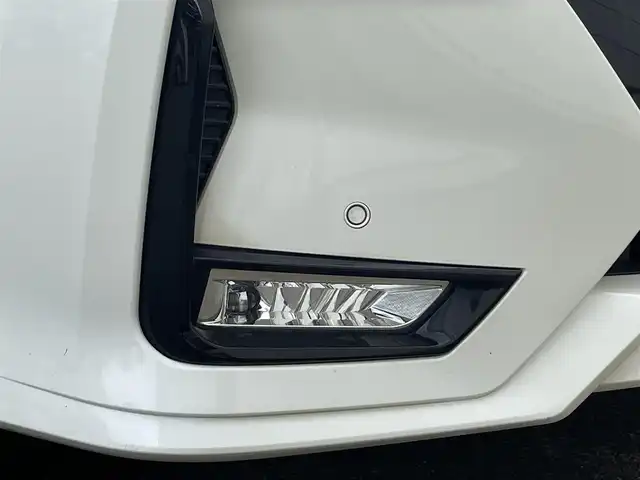 日産 セレナ ハイウェイスター V 岩手県 2020(令2)年 7.7万km ブリリアントホワイトパール 2トーン 禁煙車/4WD/ワンオーナー/両側パワースライドドア/フリップダウンモニター/純正10インチナビ/→フルセグTV/Bluetooth/CD/DVD/FM/AM/バックカメラ/全方位カメラ/ステアリングスイッチ（ナビ連動）/ハンズフリーオートスライドドア/インテリジェントクルーズコントロール/ブラインドスポットミニター/前後コーナーセンサー/電子パーキング/オートホールド/〇プッシュスタート/〇電動格納ミラー/〇ウィンカーミラー/〇ドアバイザー/〇フロアマット/〇USBポート/〇シガーソケット/オートライト/フォグライト/ドライブレコーダー/ビルトインETC/2列目サンシェード