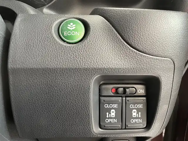 ホンダ Ｎ ＢＯＸ G SSパッケージ 千葉県 2014(平26)年 11.6万km プレミアムディープロッソパール シティブレーキアクティブシステム/両側パワースライドドア/純正メモリナビ【VXM-155VFi】/・フルセグTV/BT/DVD/ラジオ/バックカメラ/ETC/純正フロアマット/取扱説明書/保証書