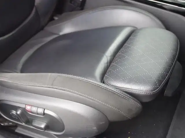 ＭＩＮＩ ＢＭＷ ミニ クラブマン クーパー S 埼玉県 2019(令1)年 3.2万km 赤 ブラックハーフレザーシート /アダプティブクルーズコントロール /インテリジェントセーフティ /ペッパーパッケージ /harman/kardon /CarPlay /パークディスタンスコントロール/コンフォートアクセス /バックカメラ /ETC /ドラレコ /純正ナビ/シートポジションメモリー機能/ボディカラー：インディアンサマーレッド