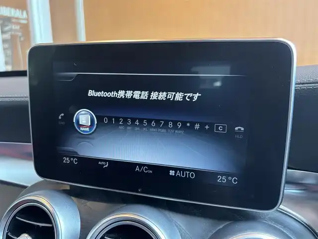 メルセデス・ベンツ Ｃ２００ ワゴン スポーツ 本革 宮城県 2015(平27)年 5.7万km ポーラホワイト AMGラインパッケージ/レザーエクスクルーシブパッケージ/純正HDDナビ/バックカメラ/フルセグTV/Bluetooth接続/CD/DVD再生/赤革シート/パワーシート/シートヒーター/ステアリングスイッチ/パドルシフト/パフュームアトマイザー/アイドリングストップ/ACC/レーンキープアシスト/パワーバックドア/LEDヘッドライト/アダプティブヘッドライト/ETC/ブルメスターサウンドシステム/ヘッドアップディスプレイ/ジュンセ尾18インチAW(夏)/保証書/取扱説明書/スペアキー×１