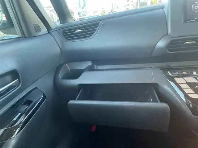 三菱 ｅＫクロススペース G 大阪府 2021(令3)年 5.8万km シルキーホワイト (株)IDOMが運営する【じしゃロン堺店】の自社ローン専用車両になります。/こちらは現金またはオートローンご利用時の価格です。自社ローンご希望の方は別途その旨お申付け下さい