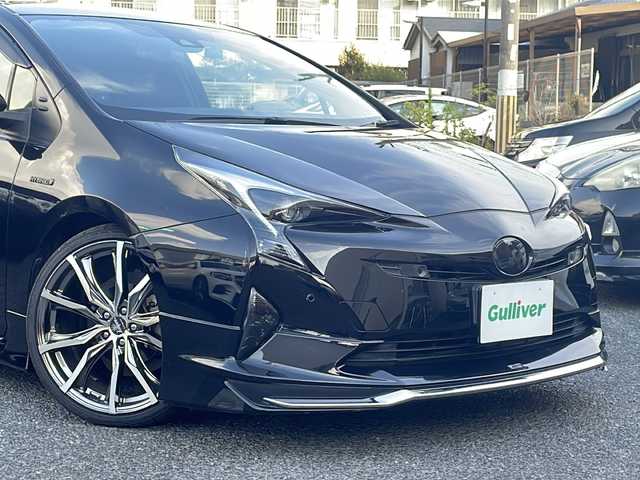 トヨタ プリウス Sセーフティプラス 大阪府 2018(平30)年 7.1万km アティチュードブラックマイカ Rクルーズコントロール/コーナーセンサー/エアロ付き/レザーシート/純正ナビ/-SD/CD/フルセグTV/FM/AM/Bluetooth/パーキングアシスト/レーンアシスト/ビルトインETC/電格ミラー