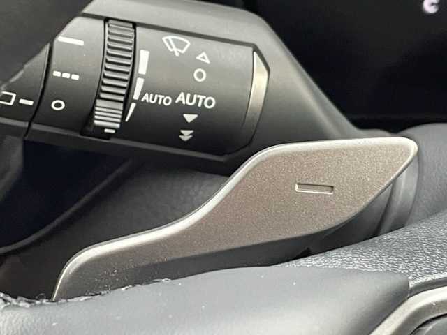 レクサス ＮＸ 350h バージョンL 茨城県 2023(令5)年 2万km ソニッククォーツ 純正ナビ　/-BT/AM/FM/TV/SD/レーダークルーズコントロール　/全方位カメラ　/ＥＴＣ2.0　/パーキングアシスト　/デジタルインナーミラー　/サンルーフ/レザーシート　/D席N席シートヒーター　/D席N席シートエアコン　/D席N席パワーシート　/ＬＥＤライト　/コーナーセンサー前後/アイドリングストップ/オートライト/オートマチックハイビーム/レーンキープアシスト/電動リアゲート
