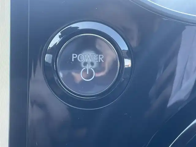 レクサス ＮＸ 350h バージョンL 佐賀県 2023(令5)年 2万km ソニッククォーツ サンルーフ/デジタルインナーミラー/レクサスセーフティシステム＋/・プリクラッシュセーフティ/・レーンキープアシスト/・レーダークルーズコントロール/・オートマチックハイビーム/クリアランスソナー/ブラインドスポットモニター/パーキングアシスト/パーキングサポートブレーキ/プロアクティブドライビングアシスト/純正ディスプレイ/・コネクトナビ/・パノラミックビューモニター/・フルセグTV/BT/純正前後ドラレコ/LEDヘッドライト/フォグランプ/ETC2.0/純正20インチAW/茶革シート/パワーシート/シートメモリ/シートヒーター/シートベンチレーション/パワーバックドア/革巻きステアリング/パドルシフト/ステアリングヒーター/電動パーキングスイッチ/ブレーキホールド/ヘッドアップディスプレイ/後席100V電源/トノカバー/ラゲッジマット/スペアキー×１/カードキー×1/取扱説明/保証書