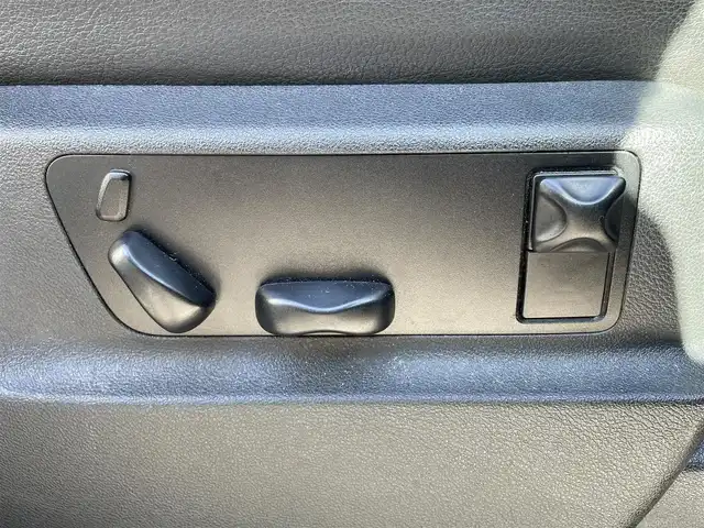 ポルシェ カイエン S 茨城県 2009(平21)年 8.9万km パール フリップダウンDVDのみ/パドルシフト/HDDナビ/ワンセグテレビ/ETC/ワンセグテレビ/ＥＴＣ/４ＷＤ/純正ホイール/パワーシート/レザーシート