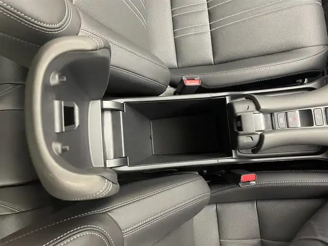 ホンダ ＺＲ－Ｖ ハイブリッド e:HEV Z 茨城県 2023(令5)年 1.4万km ミッドナイトブルービームM Honda CONNECTディスプレー＋ナビTVキッド/Bluetooth/フルセグ/radio//BOSEプレミアムサウンド/マルチビューカメラシステム/Honda SENSING/ETC2.0/BSM/D+N席パワーシート/シートヒーター/運転席＋助手席＋リア左右/ETC2.0車載器/オートマチックハイビーム/アクティブコーナリングライト/パドルシフト