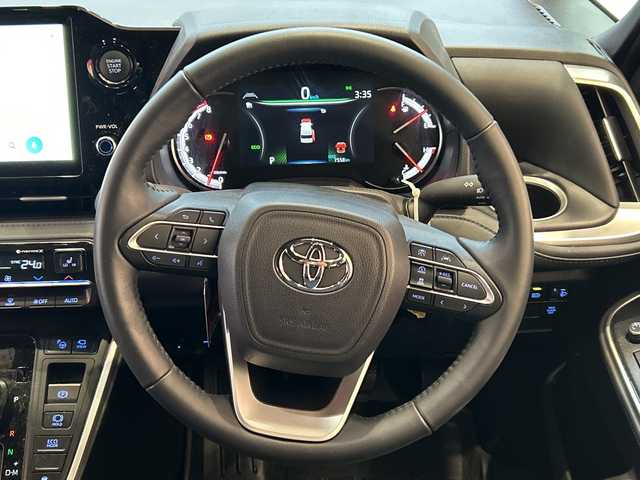 トヨタ ヴォクシー S－Z 埼玉県 2024(令6)年 0.8万km ホワイトパールクリスタルシャイン トヨタセーフティーセンス /快適利便パッケージHigh /純正ディスプレイオーディオ/　　ナビ機能有/CD/DVD/BT/ フルセグ/バック/フロント/サイドカメラ /両側パワースライドドア /パワーバックドア /レーダークルーズコントロール /LEDオートライト/ハーフレザーシート/シートヒーター/純正17インチアルミホイール/ステアリングヒーター/ステアリングスイッチ/純正ETC2.0/禁煙車