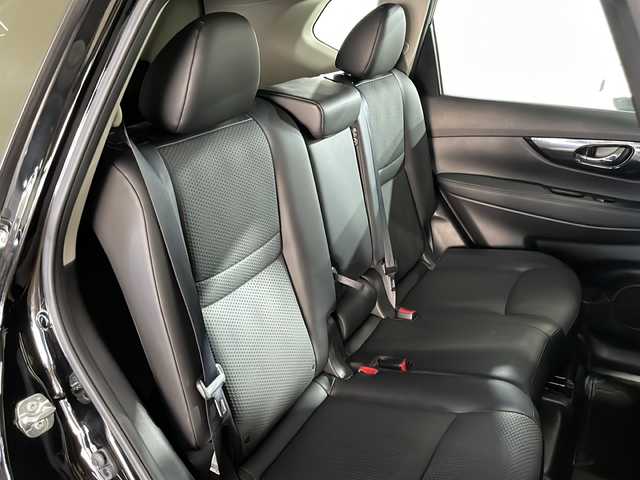 日産 エクストレイル 20Xi 広島県 2020(令2)年 4.8万km ダイヤモンドブラック 純正ナビ/全周囲カメラ/電動リアゲート/パワーシート/シートヒーター/インテリジェントルームミラー/ブラインドスポットモニター/ドラレコ/ＥＴＣ/オートマチックハイビーム/電動パーキングブレーキ/衝突被害軽減/レーンキープ/オートマチックハイビーム/純正18インチアルミホイール(225/60/R18)/エアバッグ(運転席/助手席)