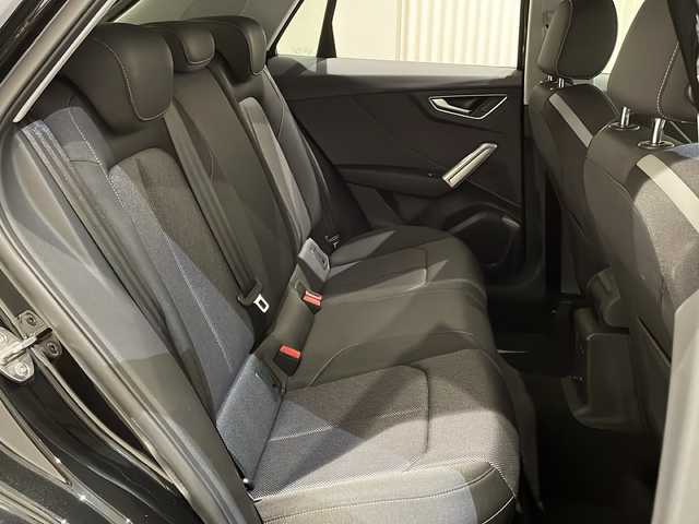 アウディ Ｑ２ 30TFSIスポーツ 新潟県 2020(令2)年 2.4万km ミトスブラックメタリック コンビニエンスパッケージ/・アドバンストキーシステム/・アウディパーキングシステム/LEDライトパッケージ/・LEDヘッドライト/・ライティングパッケージ/セーフティパッケージ/・サイドアシスト/・アクティブレーンアシスト/・トラフィックジャムアシスト/・ハイビームアシスト/ベーシックパッケージ/・デラックスオートマチックエアコンディショナー/・レイン/ライトセンサー/・アウディプレセンスフロント/アダプティブクルーズコントロール/純正HDDナビ/・TV/FM/AM/Bluetooth/バックカメラ/シートヒーター/ＥＴＣ2.0