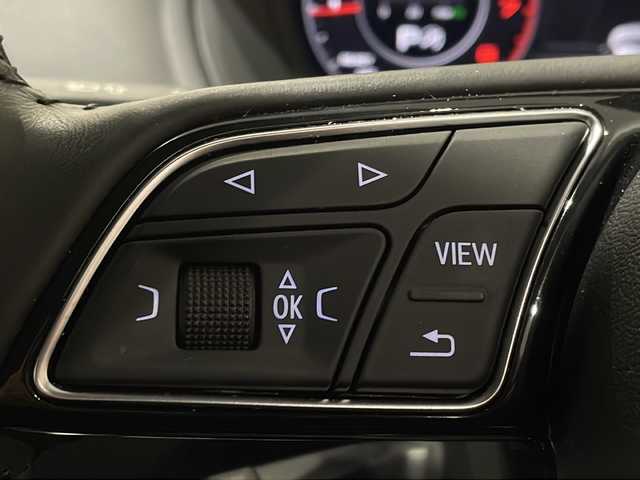 アウディ Ｑ２ 30TFSIスポーツ 新潟県 2020(令2)年 2.4万km ミトスブラックメタリック コンビニエンスパッケージ/・アドバンストキーシステム/・アウディパーキングシステム/LEDライトパッケージ/・LEDヘッドライト/・ライティングパッケージ/セーフティパッケージ/・サイドアシスト/・アクティブレーンアシスト/・トラフィックジャムアシスト/・ハイビームアシスト/ベーシックパッケージ/・デラックスオートマチックエアコンディショナー/・レイン/ライトセンサー/・アウディプレセンスフロント/アダプティブクルーズコントロール/純正HDDナビ/・TV/FM/AM/Bluetooth/バックカメラ/シートヒーター/ＥＴＣ2.0