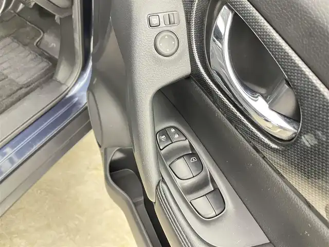 日産 エクストレイル 20X エマージェンシーブレーキ 千葉県 2016(平28)年 6.5万km スチールブルー 禁煙車/エマージェンシーブレーキ/純正ナビ/・MM115D-W/・CD/BT/フルセグ/バックカメラ/前席シートヒーター/撥水シート/車線逸脱警報/コーナーセンサー/ETC/オートライト/スマートキー/純正アルミホイール/横滑り防止装置