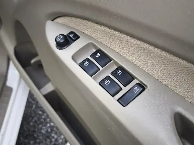 ダイハツ ムーヴ L 熊本県 2014(平26)年 6.5万km パールホワイトⅢ 純正CDオーディオ/【AM/FM】/盗難防止装置/電動格納ミラー/純正フロアマット