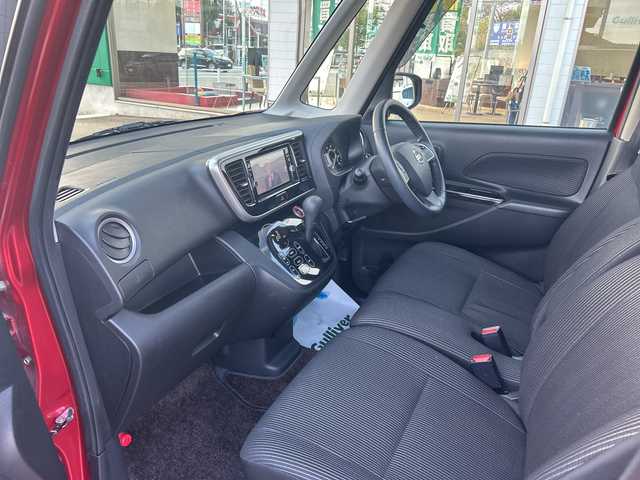 日産 デイズ ルークス ハイウェイスター Gターボ 東京都 2017(平29)年 2.7万km スパークリングレッド/ブラック 純正ナビ（MM317D-W）/・Bluetooth/TV/CD/DVD/SD/クルーズコントロール/横滑り防止装置/盗難防止装置/オートライト/ハイビームアシスト/衝突被害軽減システム/コーナーセンサー/ドライブレコーダー/15インチ純正アルミホイール/アラウンドビューモニター/プッシュスタート/アイドリングストップ/パワースライドドア/後席用サーキュレーター/後席サンシェード/オプションカラー：スパークリングレッド（Ｍ）／ブラック（Ｐ）２トーン/スペアキー1本/ETC